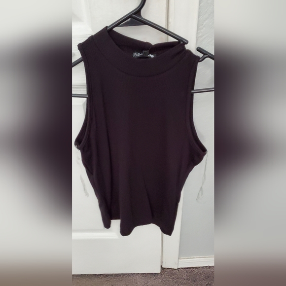 High neck top - Picture 2 of 4